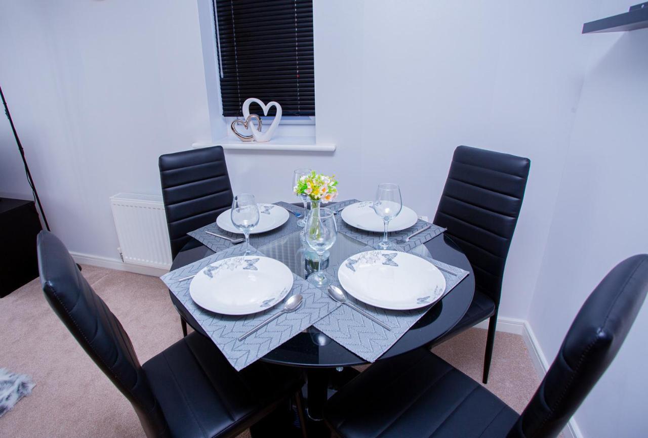 Mills Apartment - Two Bedroom En-Suite Apartment Northampton Luaran gambar