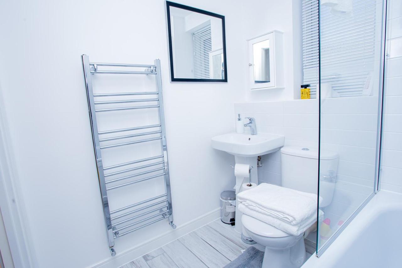 Mills Apartment - Two Bedroom En-Suite Apartment Northampton Luaran gambar